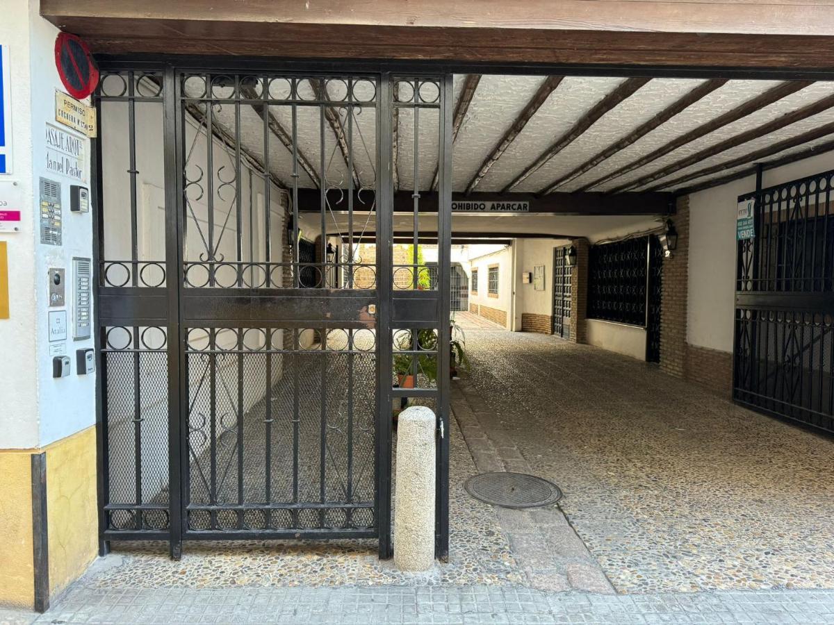 Apartamento Buen Pastor Con Parking Gratuito 科爾多瓦 外观 照片